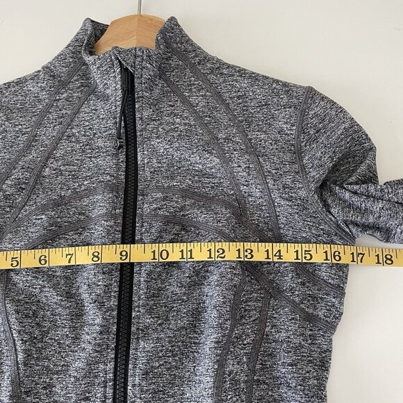 Lululemon Womens Define Jacket Size 6 Heather Gray Lightweight Full Zip Stretch - Picture 5 of 12